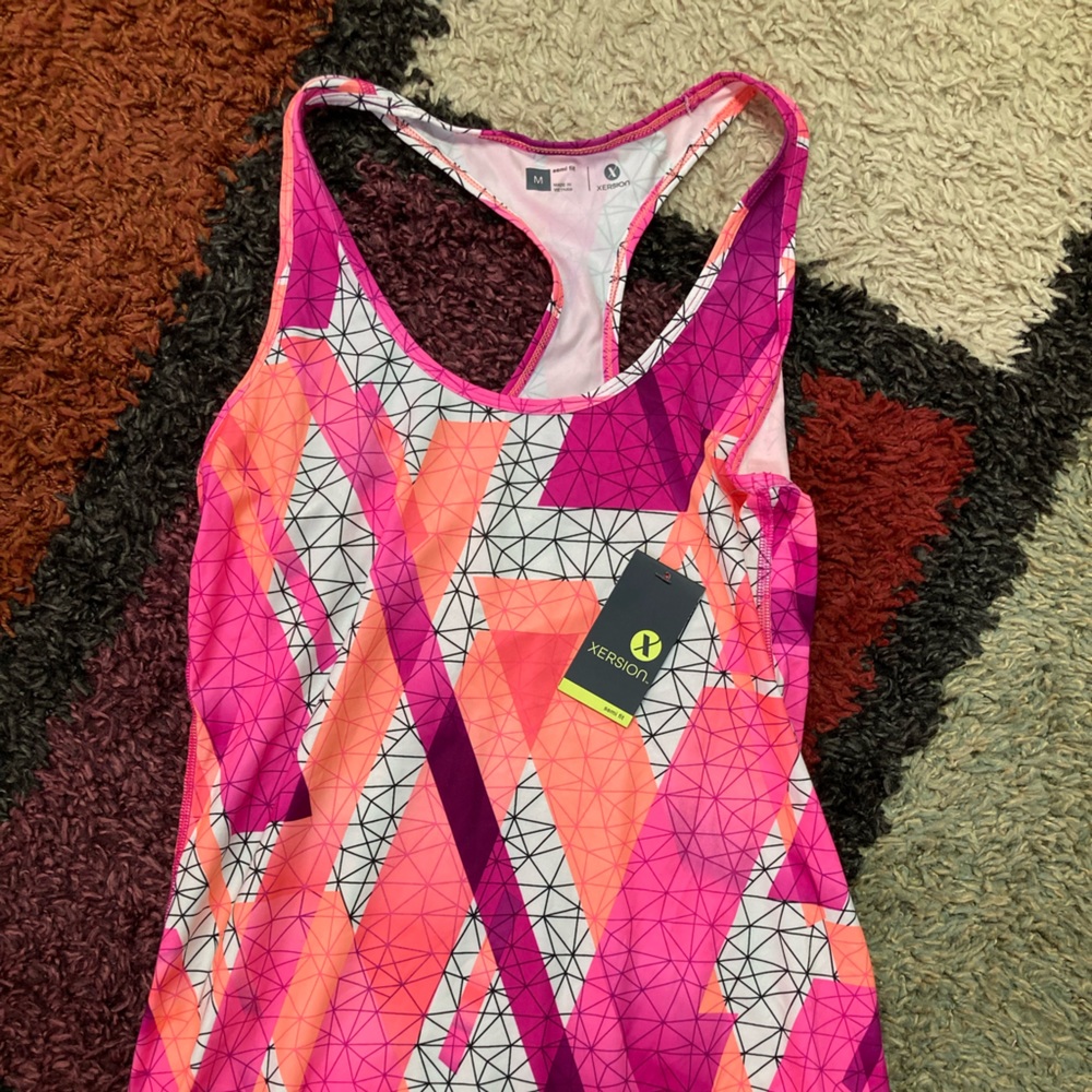 Womens Medium workout tank